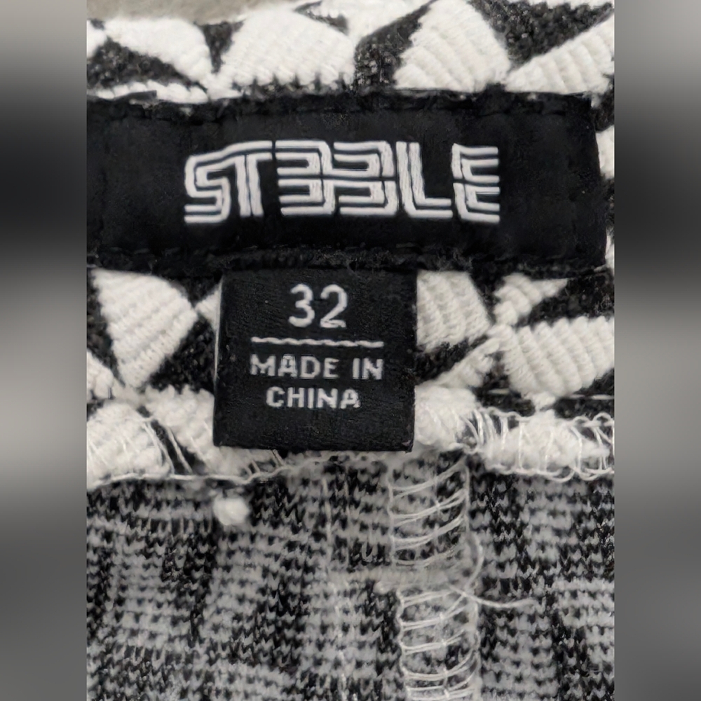 *St33le Shorts, Size 34 - Picture 6 of 8